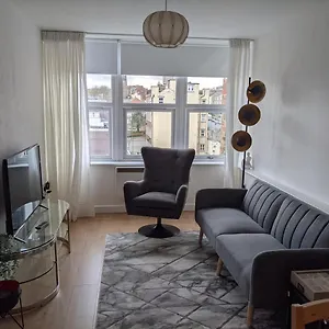 Modern 1 Bedroom Flat In Centre Apartment Newcastle upon Tyne
